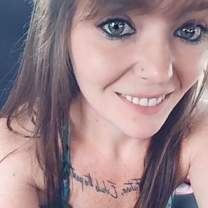 Meet your Posher, Briana